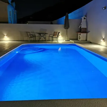 Apartment House With Private Pool Magdalena *