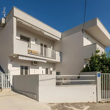 Apartament House With Private Pool Magdalena